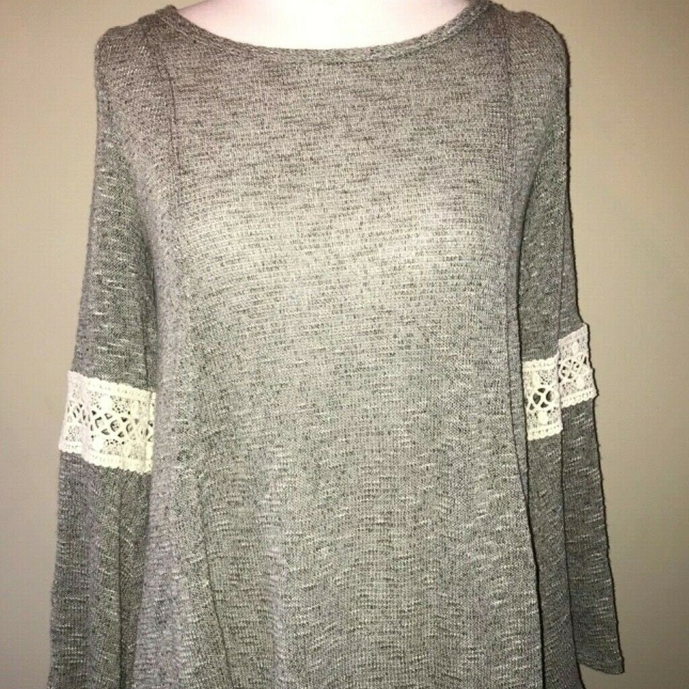 mm Women's Blouse Grey Silver White Lace Detail S